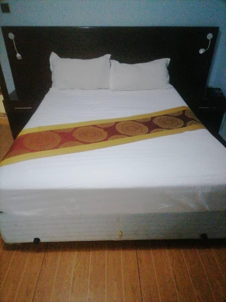 White City Inn Gaborone Zewnętrze zdjęcie